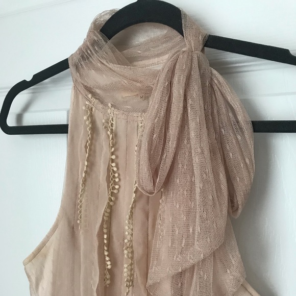 Ryn dress in beige - Picture 3 of 5